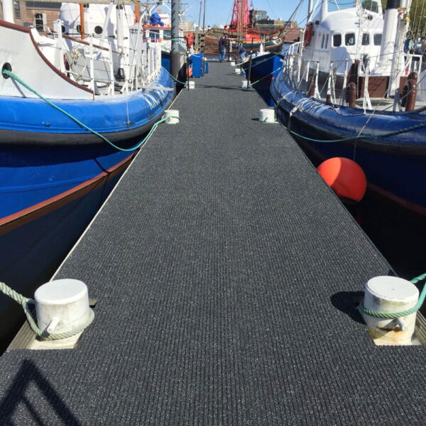 R13 Granulaat Antislip Mat steiger haven Den Helder