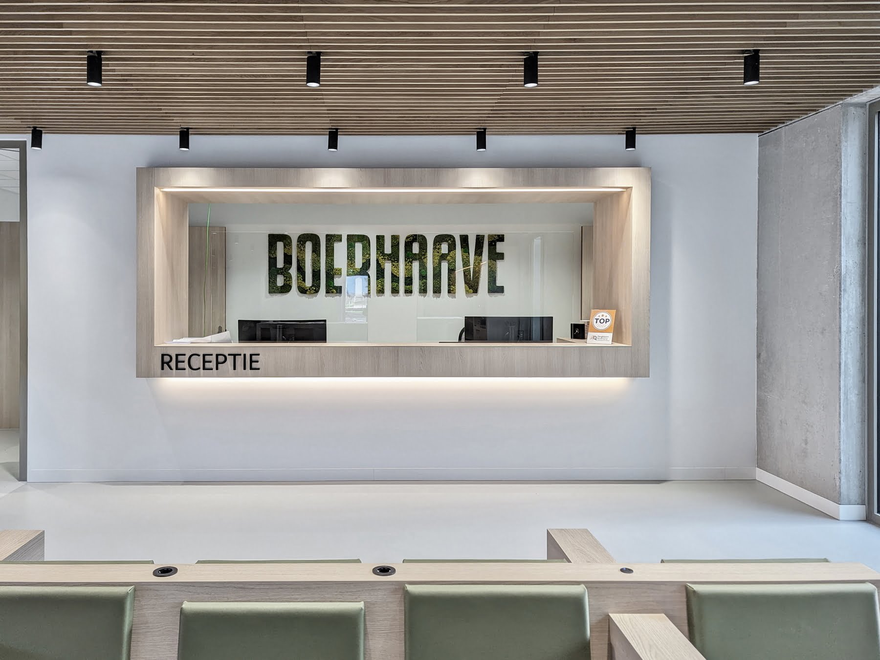 Boerhaave kliniek Utrecht wandbescherming installatie