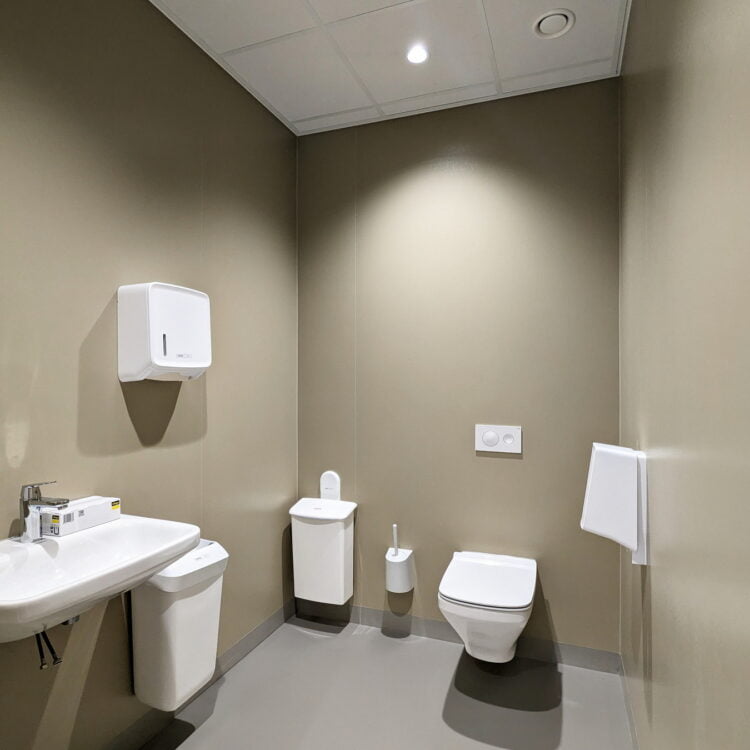 Boerhaave kliniek Utrecht wandbescherming installatie