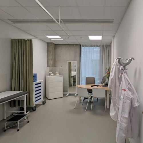 Boerhaave kliniek Utrecht wandbescherming installatie