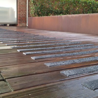Vlonderstrips installatie
