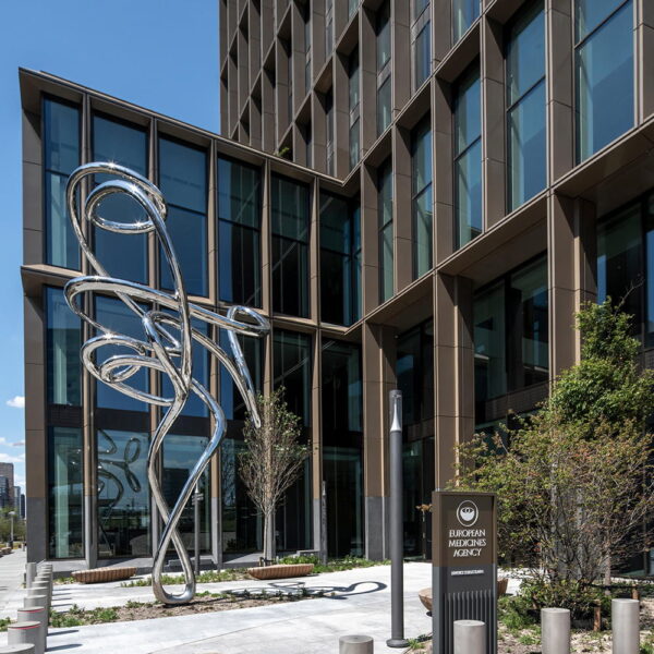 EMA Amsterdam installatie wandbescherming en plinten