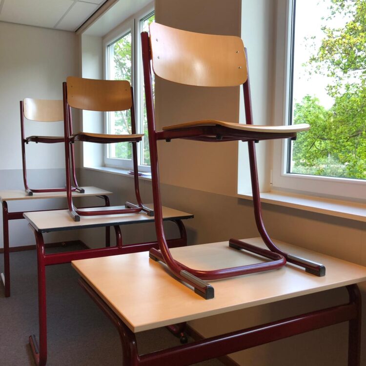 Klaslokaal wandbescherming