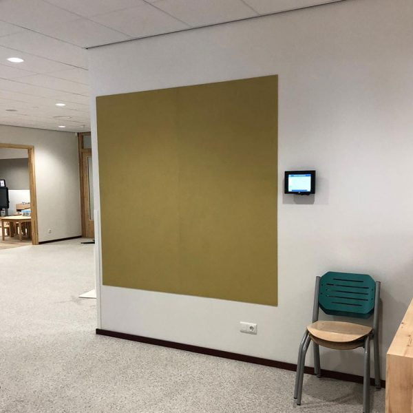 Bulletin Board installatie school
