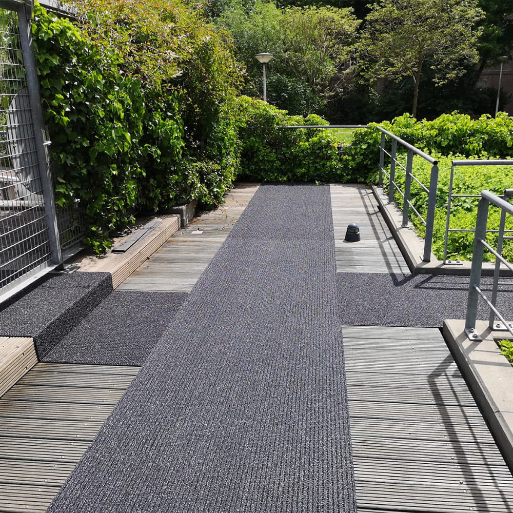 Entrepotdok Amsterdam R13 Granulaat antislip installatie
