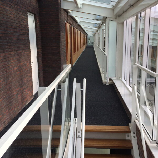 R13 antislip installatie binnen VvE