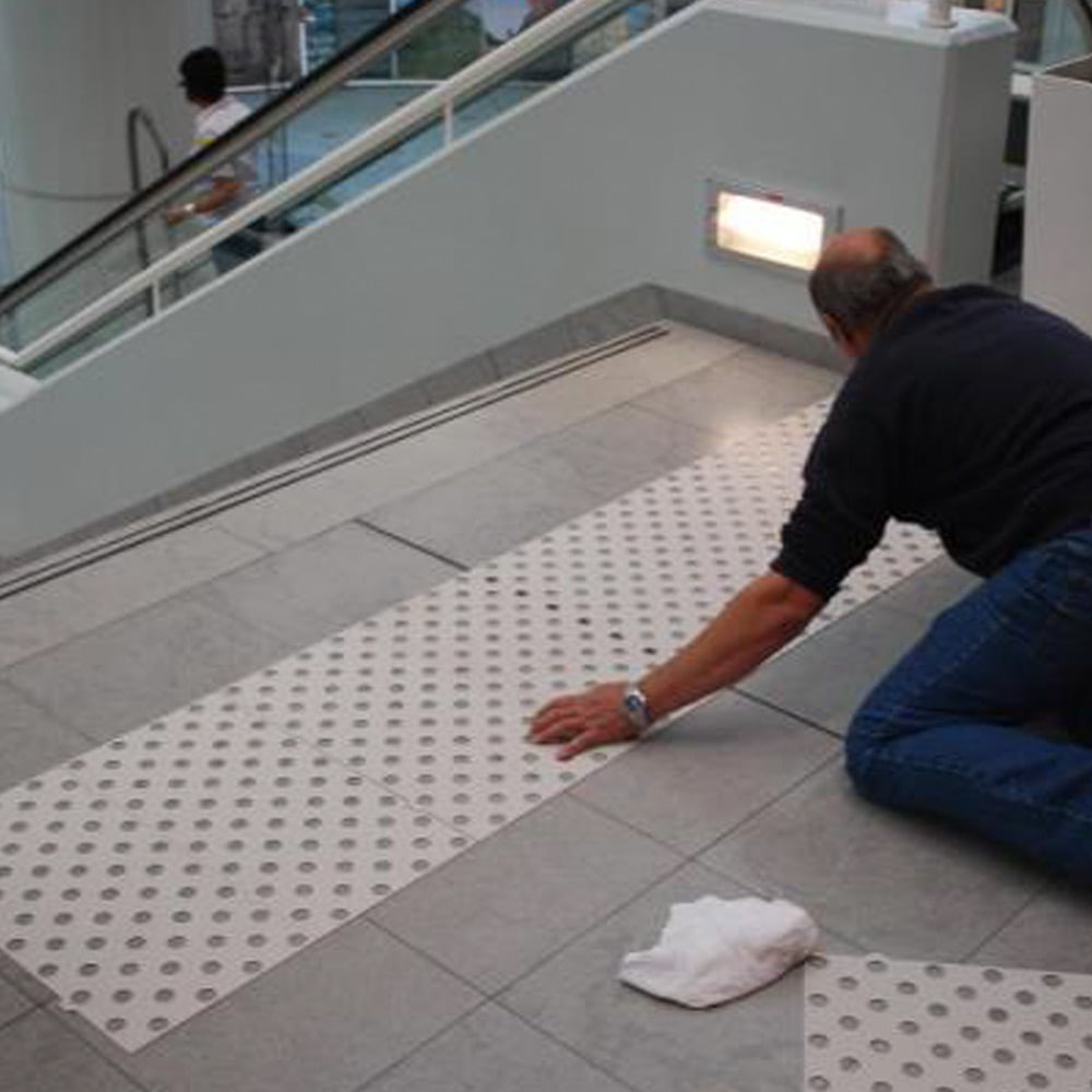 Romdot podotactiele noppen installatie